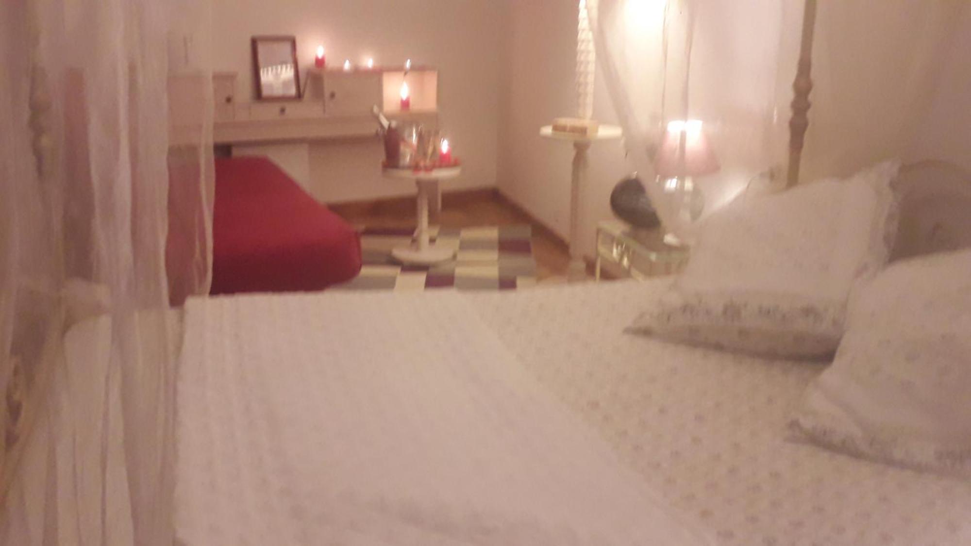 Sainte-Gemme-dʼAndigné Domaine De La Cour B&B 외부 사진